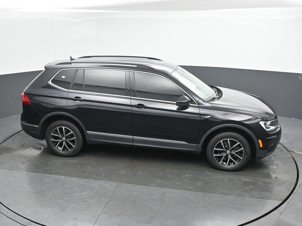 Used 2021 Volkswagen Tiguan S image 37