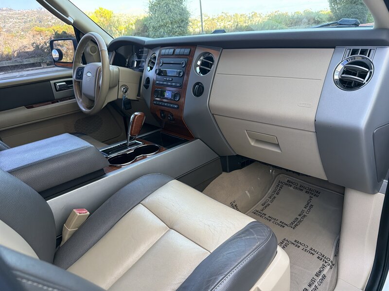 Used 2007 Ford Expedition Eddie Bauer RWD image 12