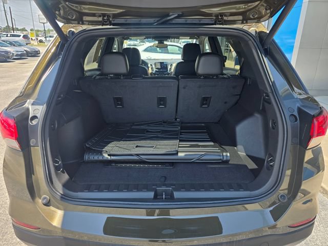 Used 2023 Chevrolet Equinox Premier AWD/4WD image 38