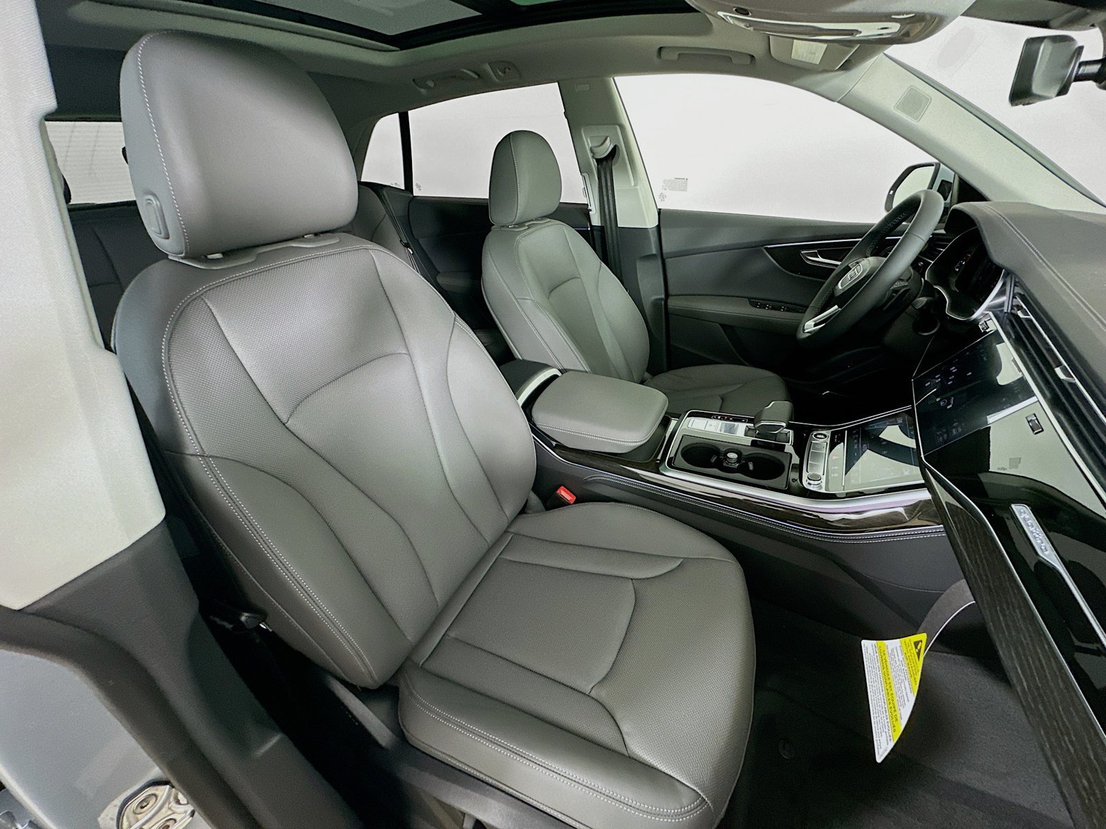 New 2026 Audi Q8 Premium Plus AWD/4WD image 46