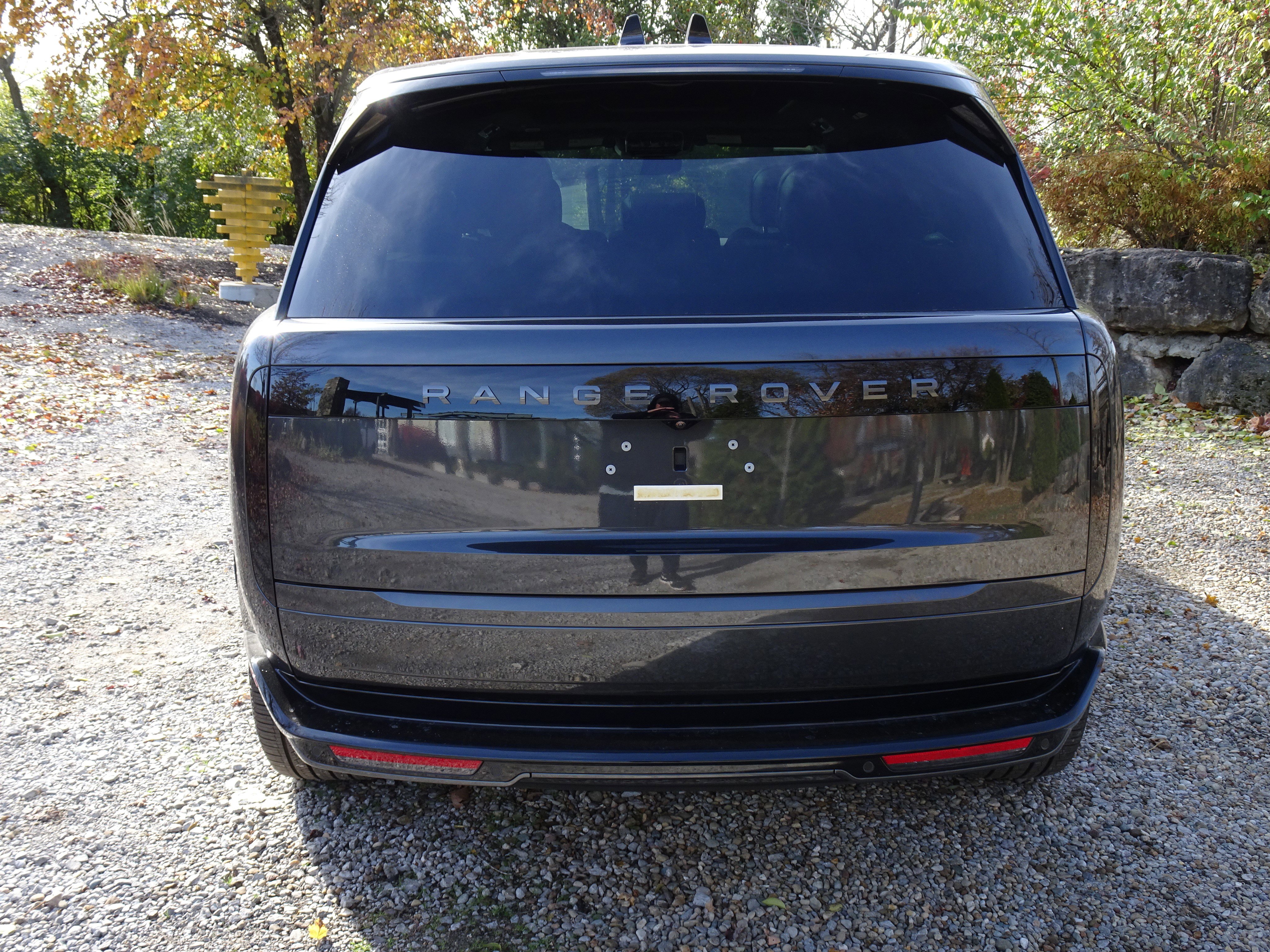 New 2025 Land Rover Range Rover SE image 10