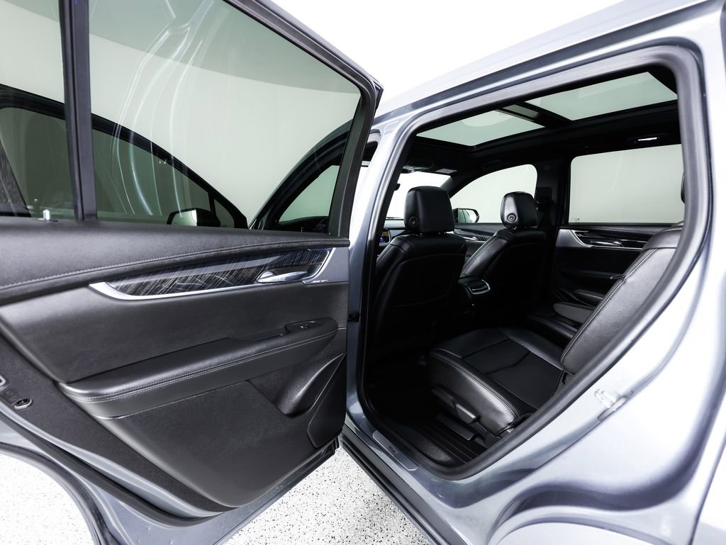 Used 2022 Cadillac XT6 Premium Luxury w/ Technology Package image 19