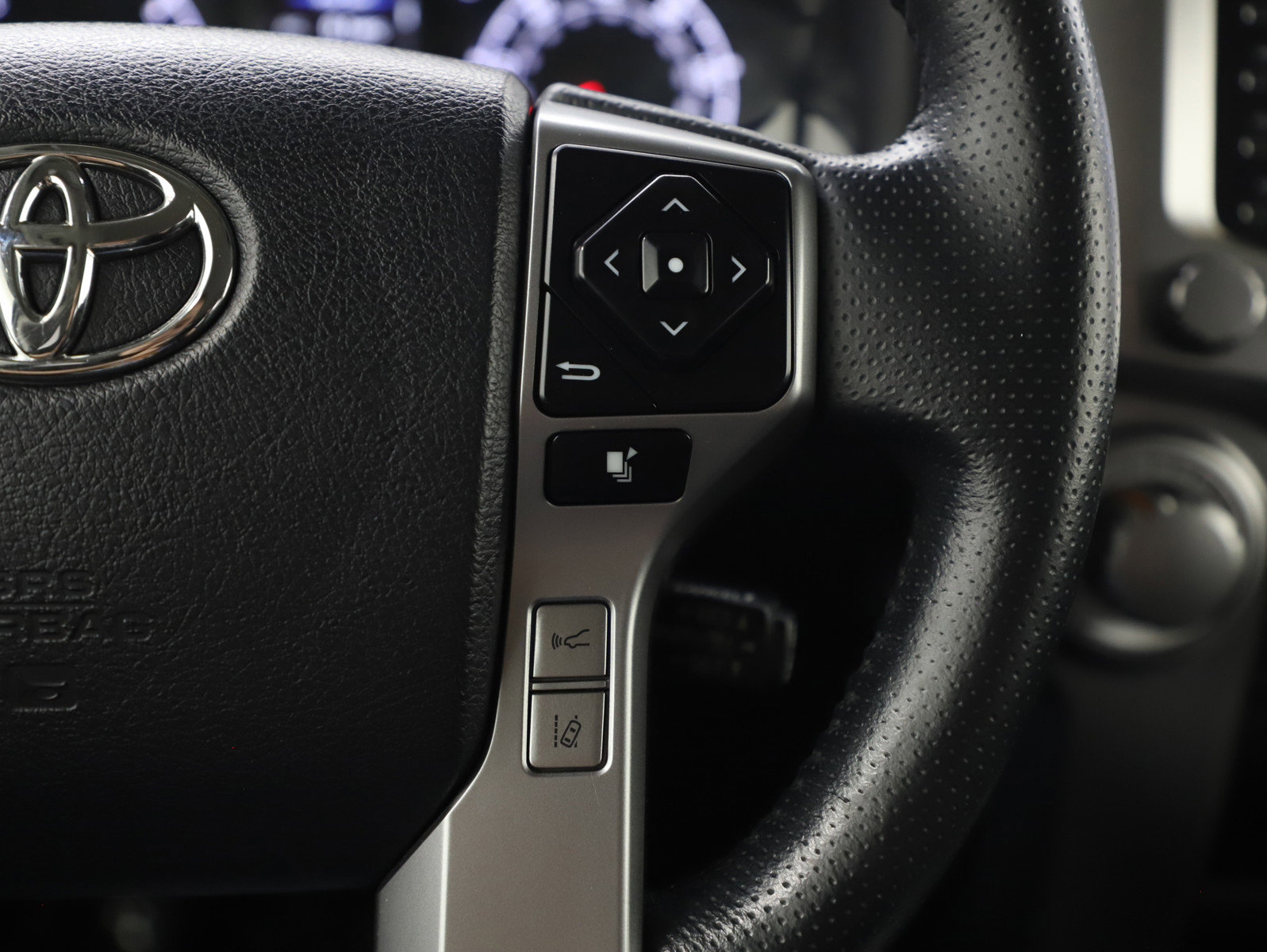 Used 2023 Toyota 4Runner SR5 Premium AWD/4WD image 27