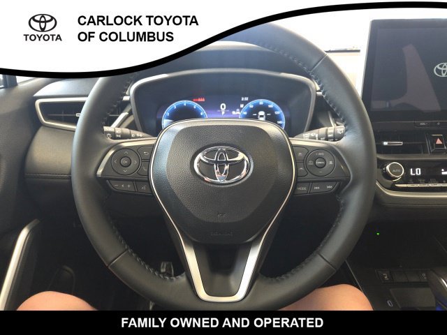 Used 2026 Toyota Corolla Cross XLE w/ Convenience Package FWD image 21