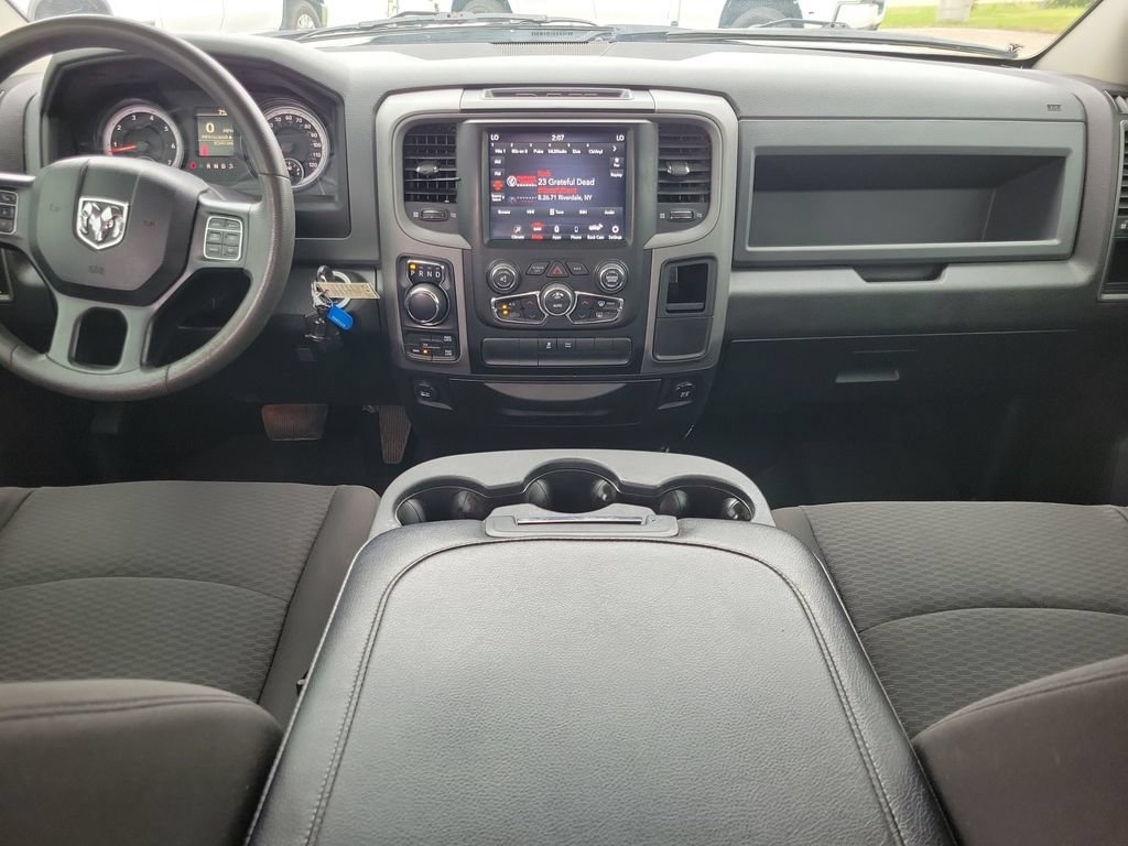 Used 2019 RAM 1500 Express w/ Wheel & Sound Group AWD/4WD image 14