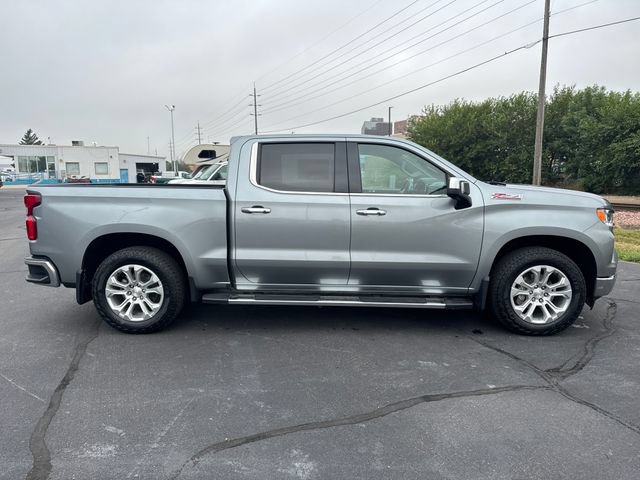 Used 2023 Chevrolet Silverado 1500 LTZ AWD/4WD image 6