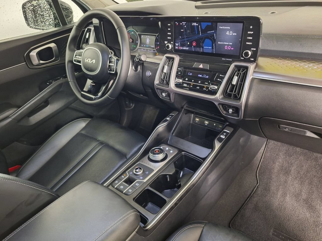Used 2022 Kia Sorento EX w/ Panoramic Sunroof Package AWD/4WD image 28