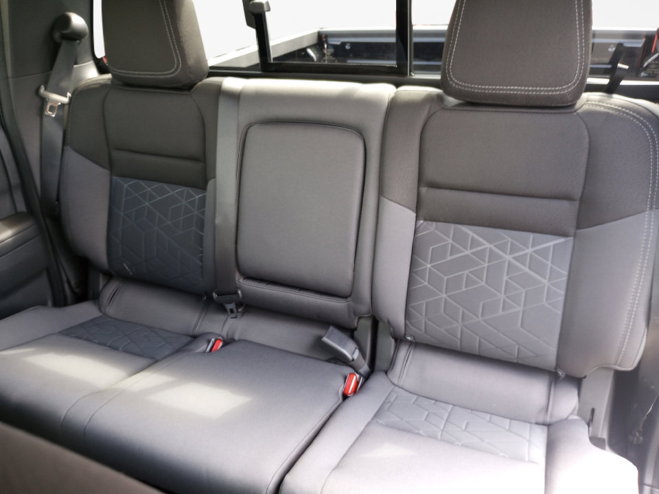 New 2026 Nissan Frontier SV w/ Tow Package image 12
