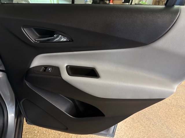 Used 2023 Chevrolet Equinox LS w/ LS Convenience Package image 23