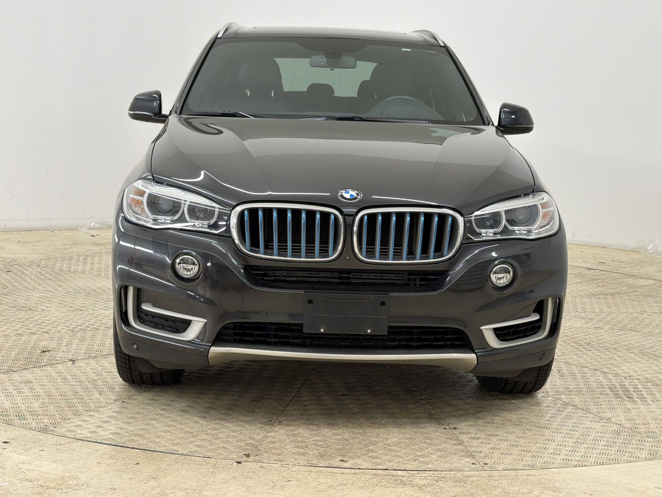 Used 2017 BMW X5 xDrive40e image 6