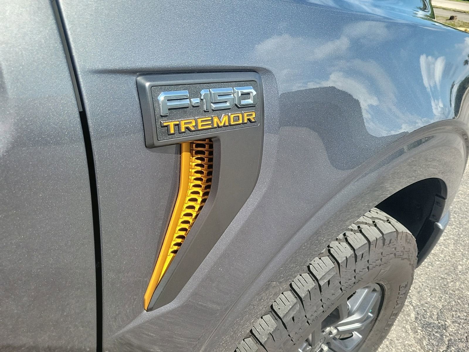 Used 2023 Ford F150 Tremor w/ Equipment Group 402A High AWD/4WD image 12