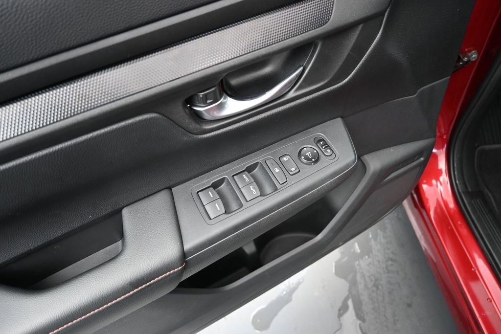 Used 2024 Honda CR-V Sport image 17