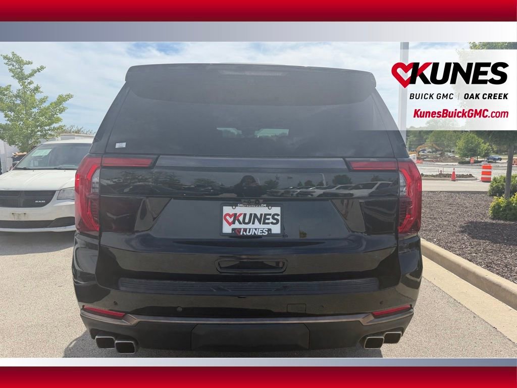 Used 2026 GMC Yukon AT4 Ultimate w/ LPO, Floor Liner Package AWD/4WD image 6