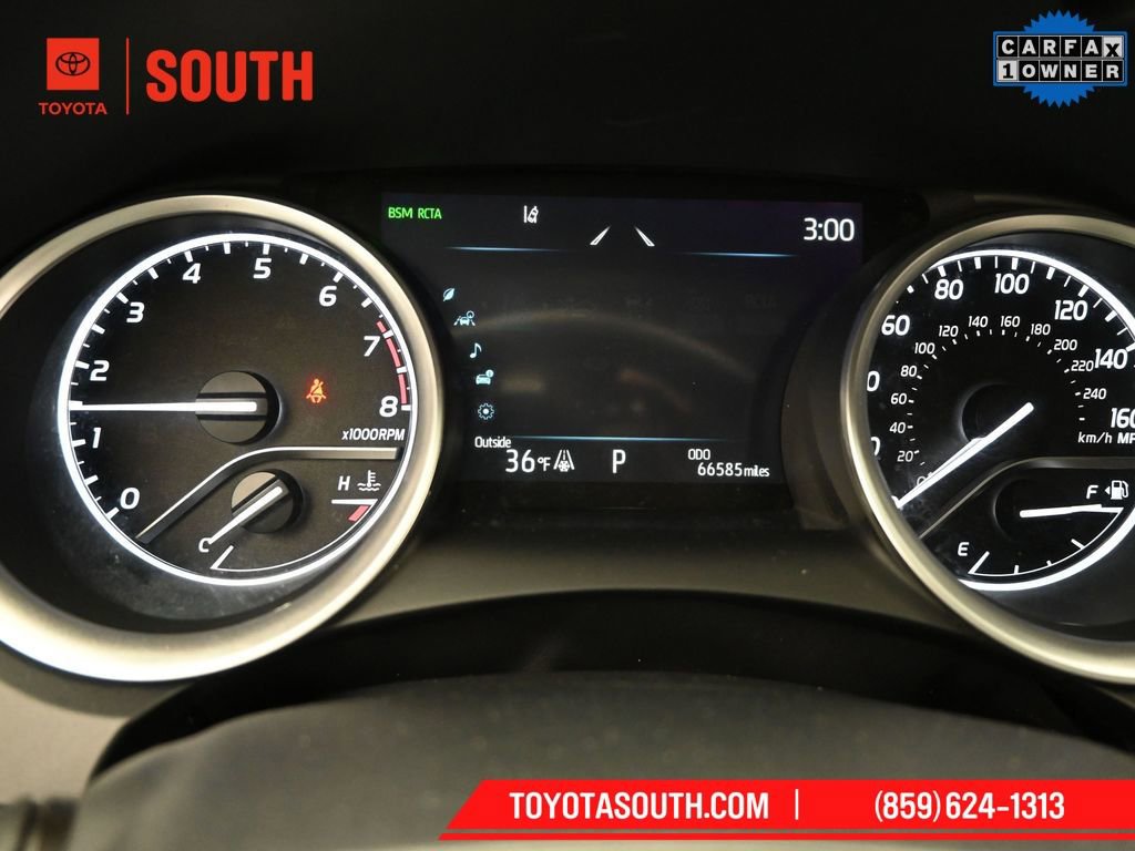 Used 2023 Toyota Camry XLE image 22