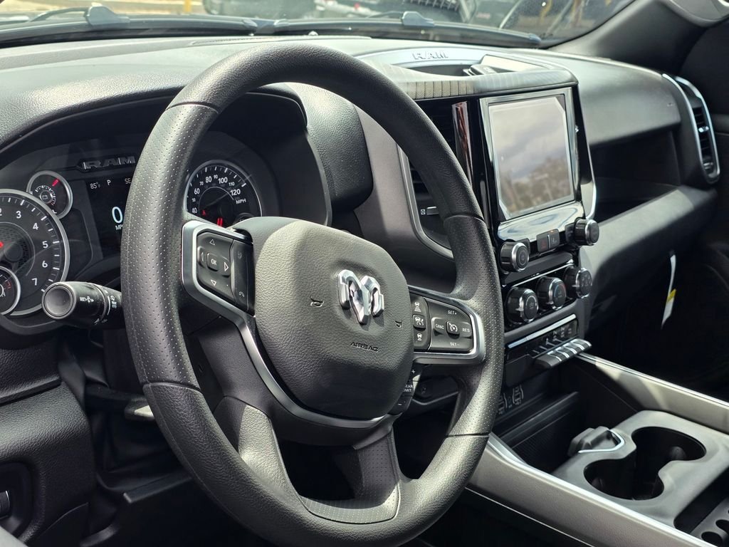 New 2026 RAM 1500 Big Horn w/ Sport Appearance Package AWD/4WD image 7