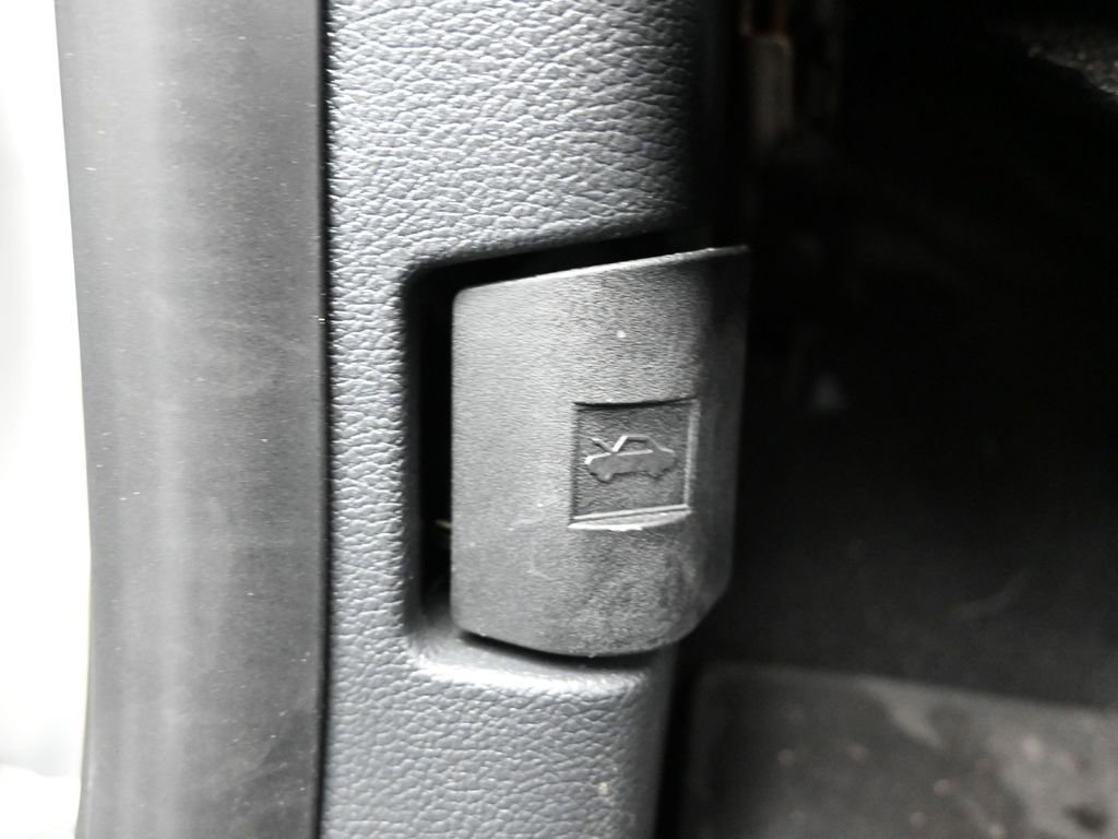 Used 2022 Ford F250 Lariat w/ Chrome Package image 21