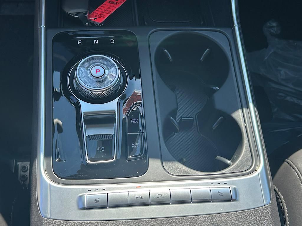 New 2026 Kia Carnival EX FWD image 19