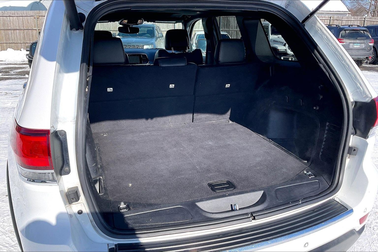 Certified 2022 Jeep Grand Cherokee Limited image 31