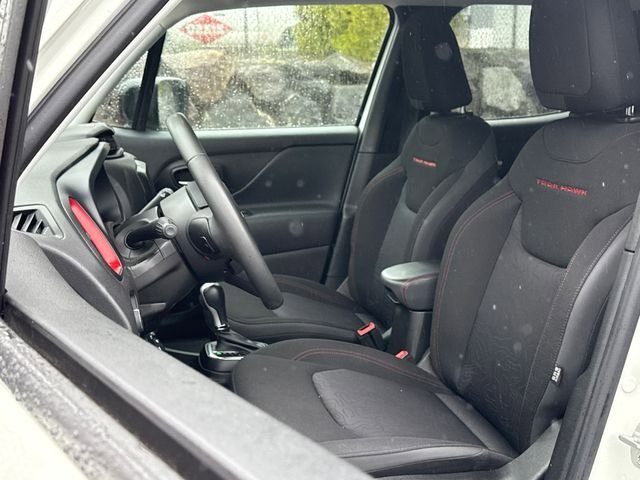 Used 2023 Jeep Renegade Trailhawk AWD/4WD image 21