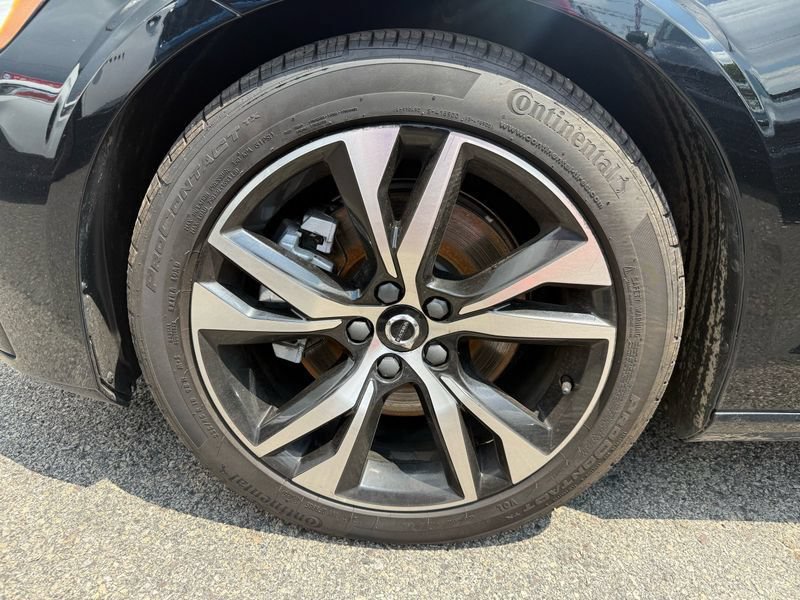 Used 2023 Volvo S60 B5 Core AWD/4WD image 10
