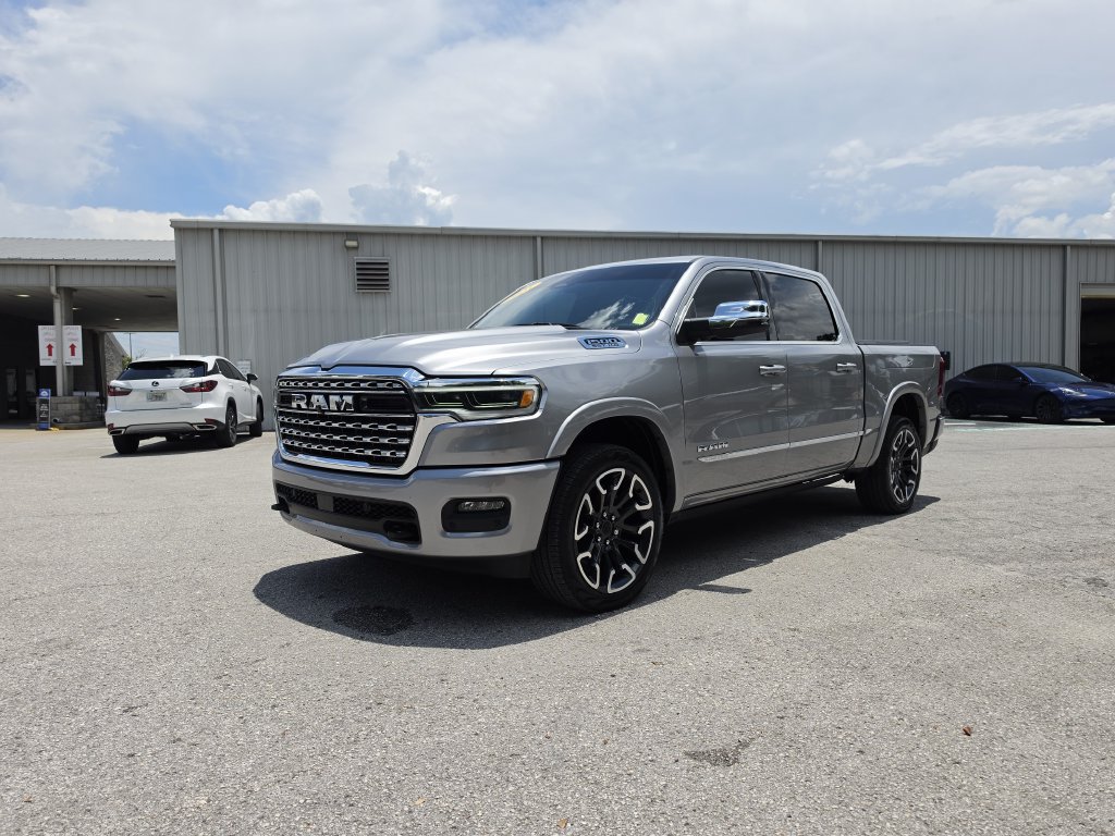 Used 2025 RAM 1500 Limited w/ Trailer Tow Group AWD/4WD image 2