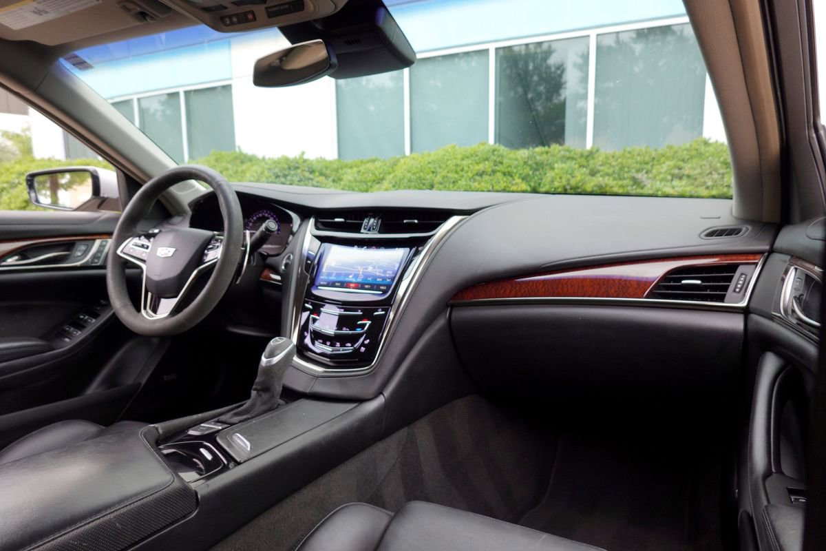 Used 2015 Cadillac CTS Luxury RWD image 7