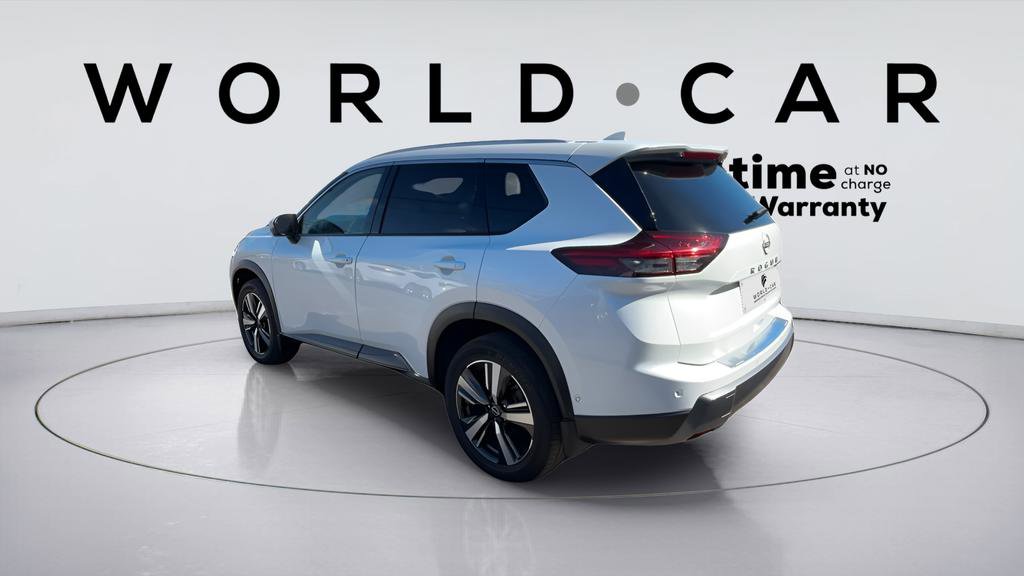 Used 2024 Nissan Rogue SL w/ SL Premium Package image 5