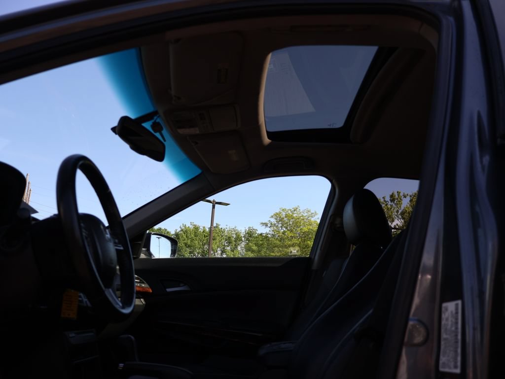 Used 2010 Honda Crosstour EX-L image 29