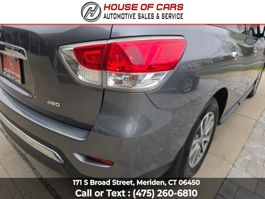 Used 2016 Nissan Pathfinder S AWD/4WD image 14