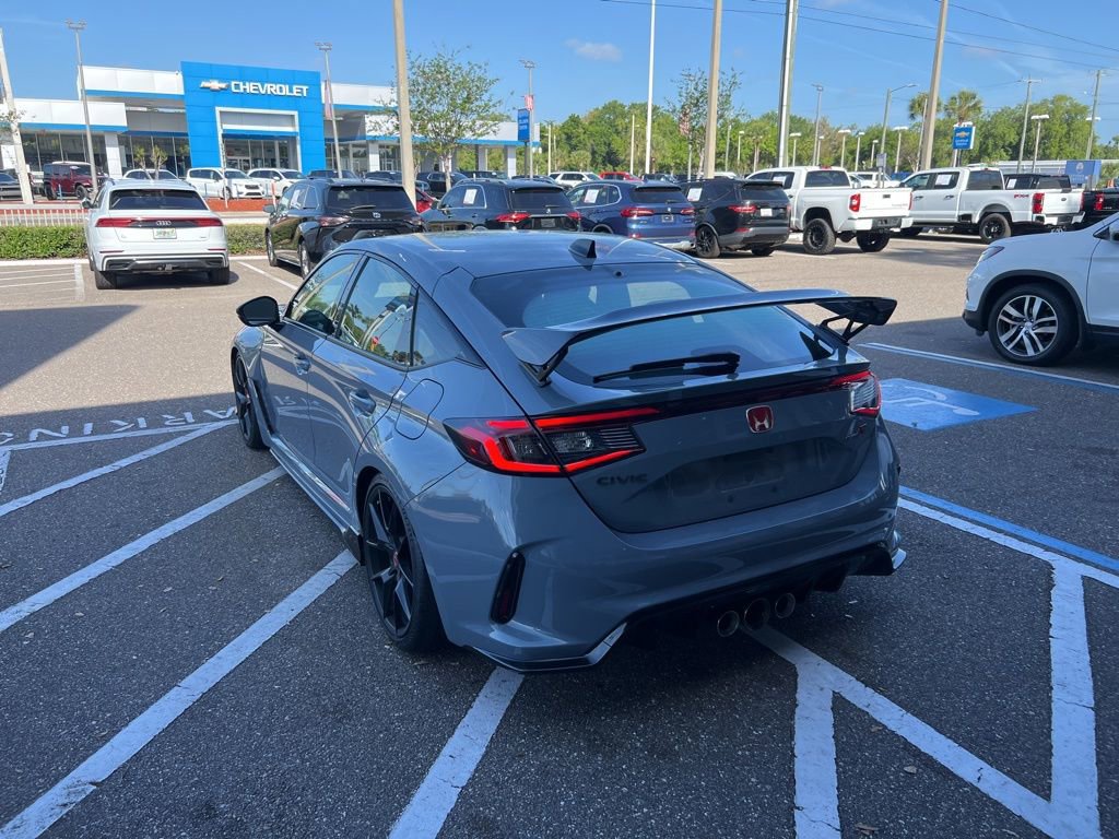 Used 2024 Honda Civic Type R image 4
