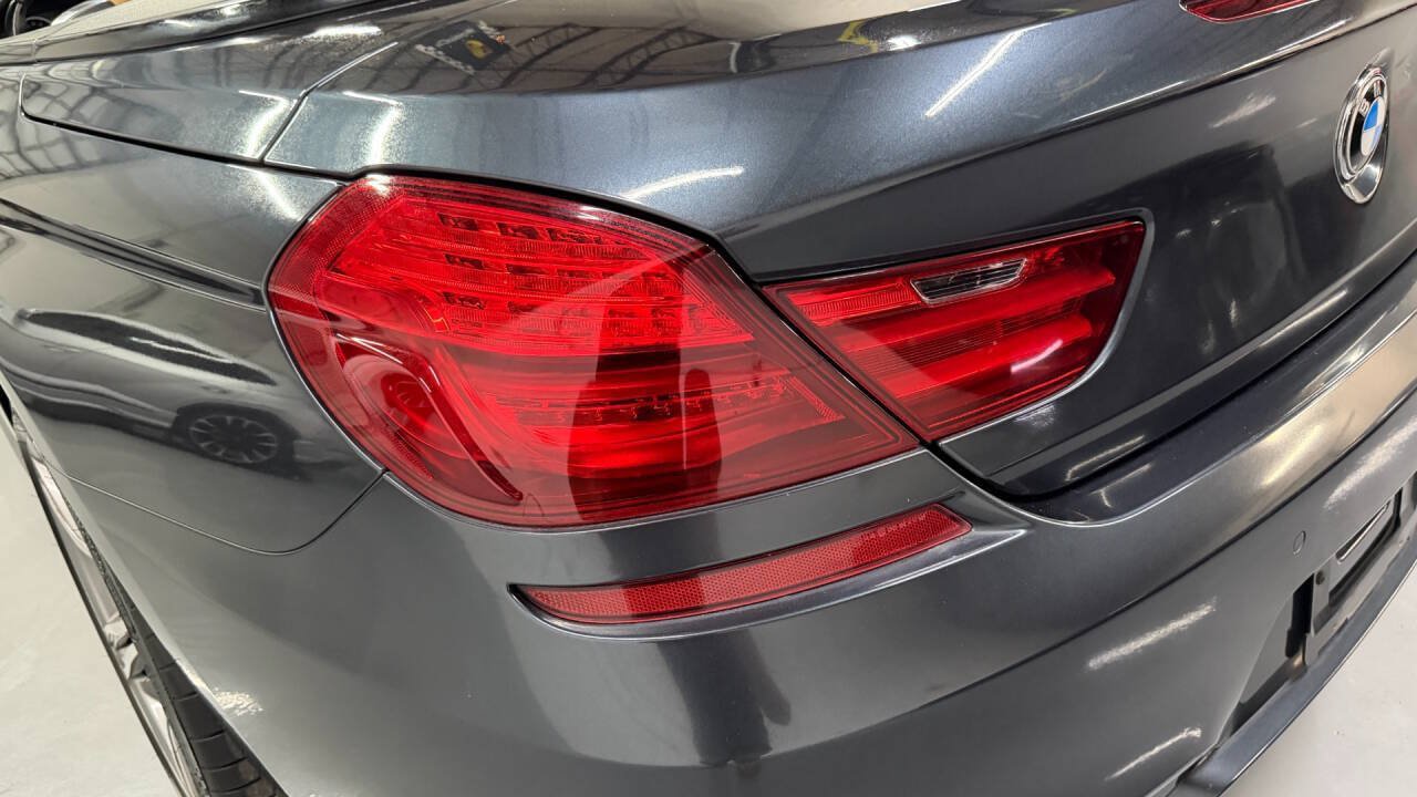 Used 2013 BMW M6 Convertible RWD image 23