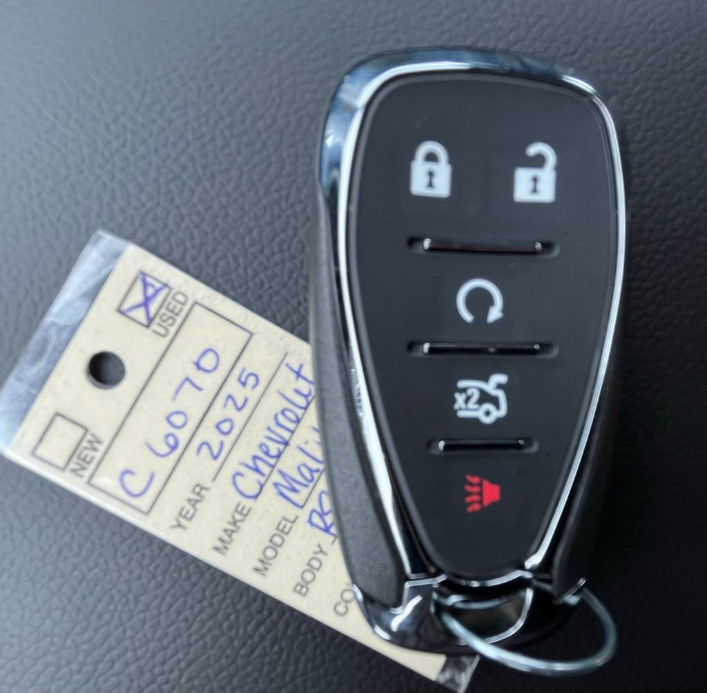 Certified 2025 Chevrolet Malibu RS image 24