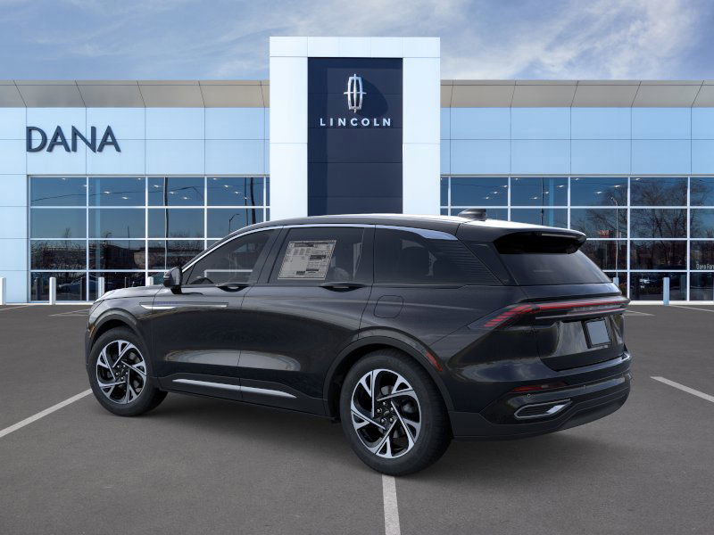 New 2026 Lincoln Nautilus Premier AWD/4WD image 4