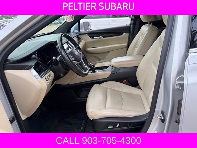 Used 2019 Cadillac XT5 FWD image 6