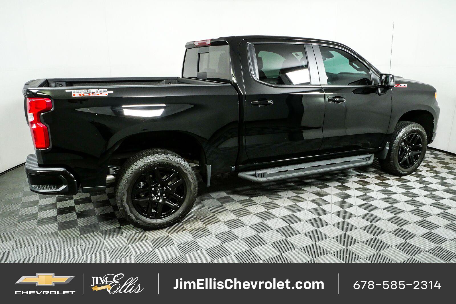 New 2026 Chevrolet Silverado 1500 LT Trail Boss w/ LT Trail Boss Premium Package AWD/4WD image 2