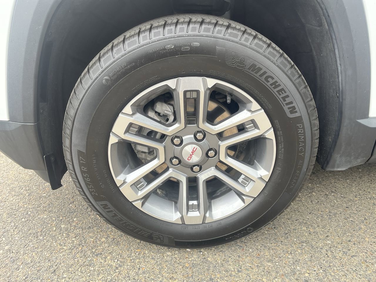 Used 2025 GMC Terrain Elevation AWD/4WD image 31