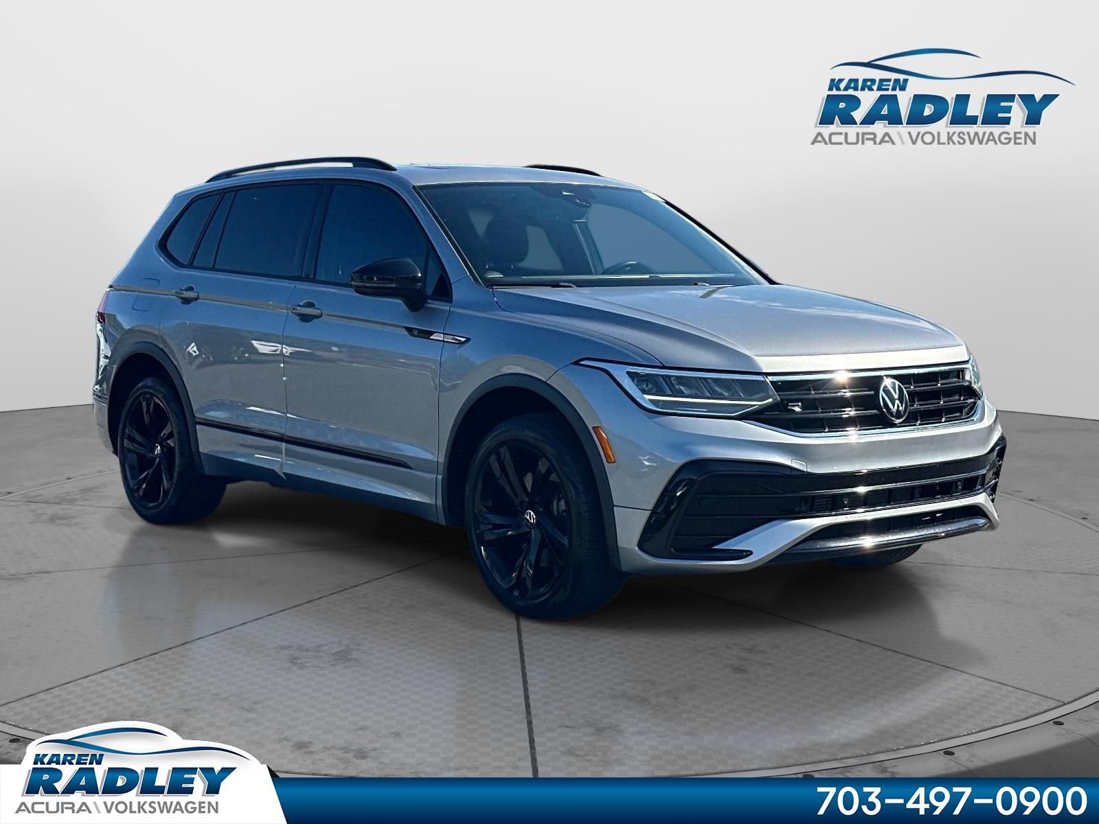 Certified 2023 Volkswagen Tiguan SE R-Line