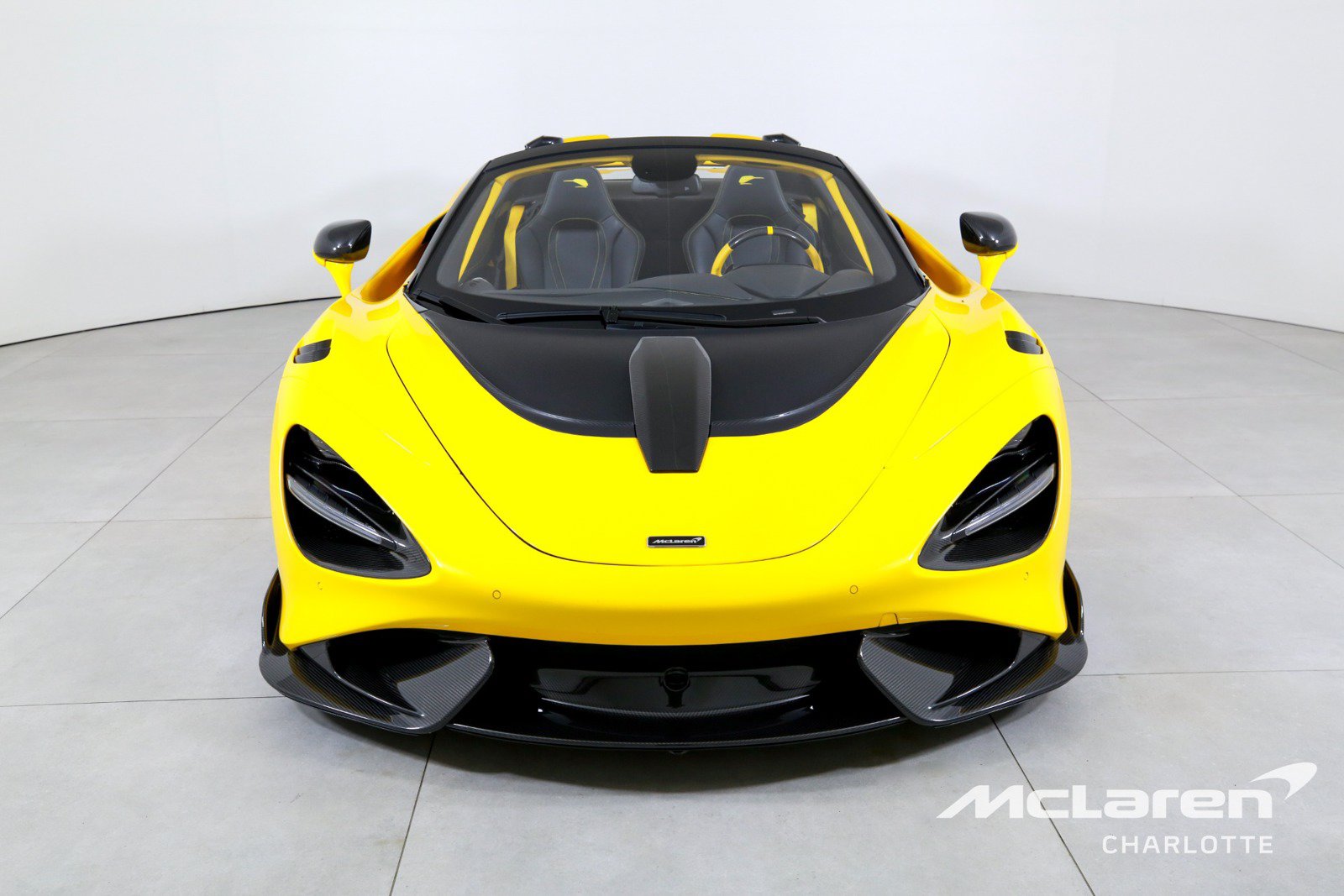 Used 2022 McLaren 765LT RWD image 5