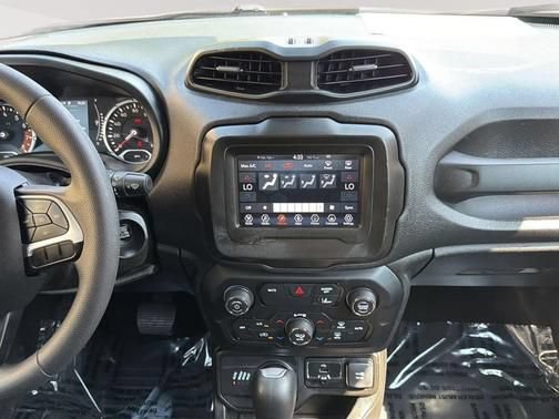 Used 2021 Jeep Renegade Sport AWD/4WD image 10