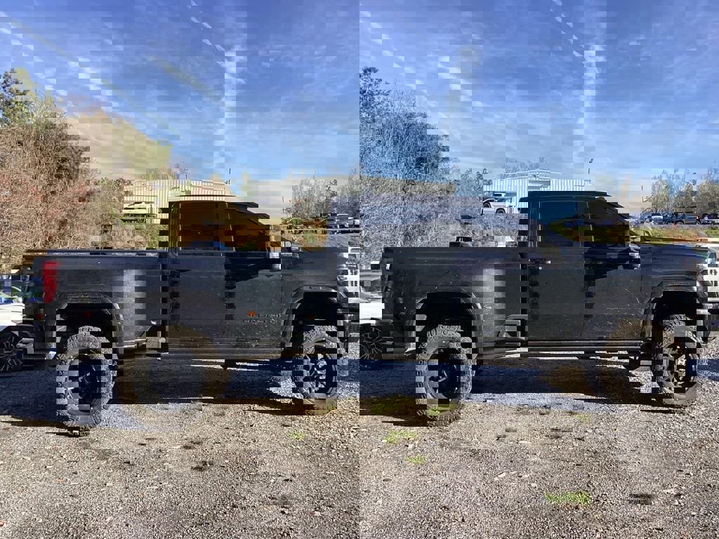 Used 2024 GMC Sierra 3500 Denali Ultimate image 4