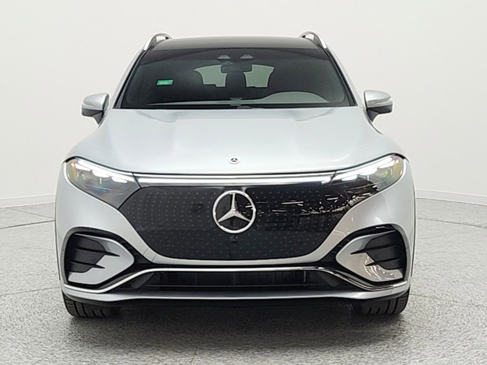 New 2026 Mercedes-Benz EQS 400 4MATIC SUV image 2