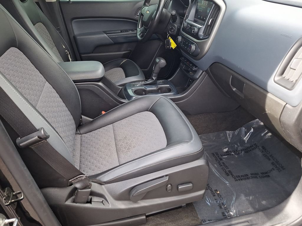 Used 2015 Chevrolet Colorado Z71 w/ LPO, Gearon Bar Package image 25