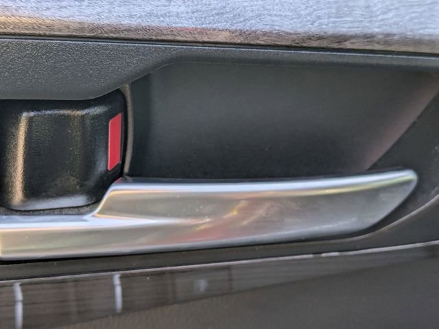 Used 2021 Toyota Highlander Platinum AWD/4WD image 13