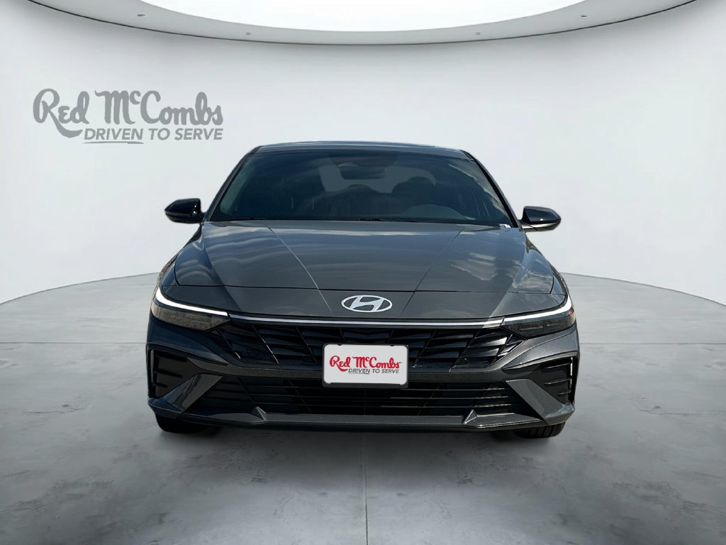 New 2026 Hyundai Elantra SEL Sport FWD image 2