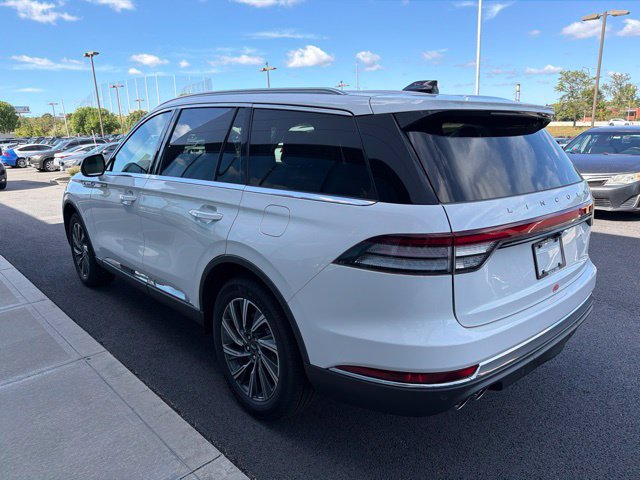 New 2026 Lincoln Aviator AWD image 5
