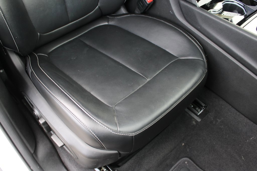 Used 2021 Jeep Grand Cherokee L Limited w/ Trailer Tow Group (B) image 28