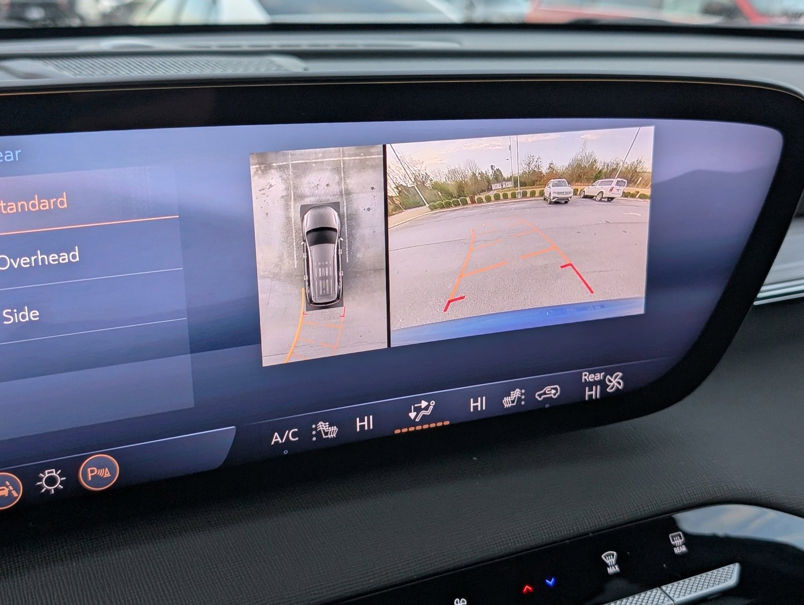 Used 2025 Buick Enclave Preferred image 7