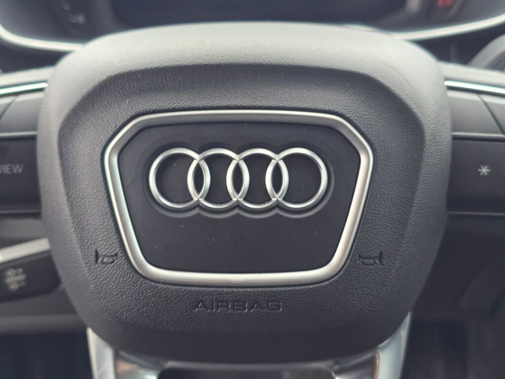 Used 2023 Audi Q3 2.0T Premium image 27