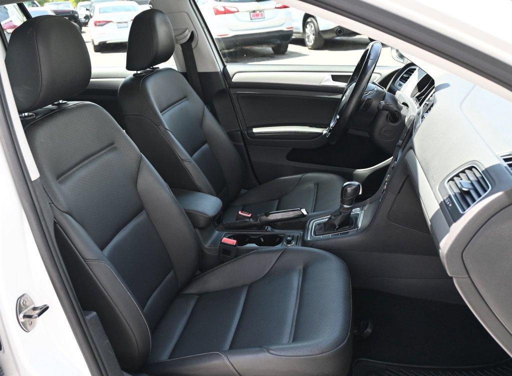 Used 2016 Volkswagen Golf S FWD image 19