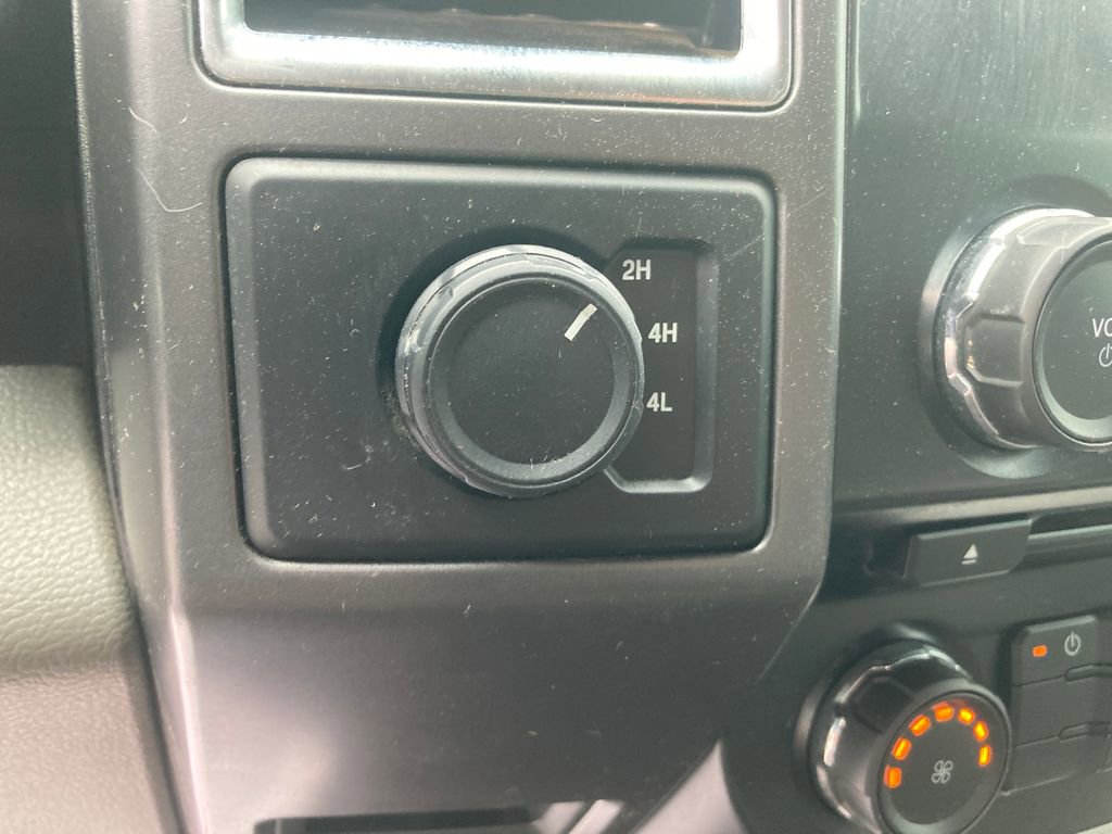 Used 2016 Ford F150 XLT image 45